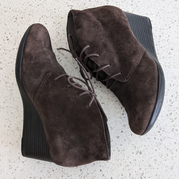 Clarks suede booties - Picture 6 of 9